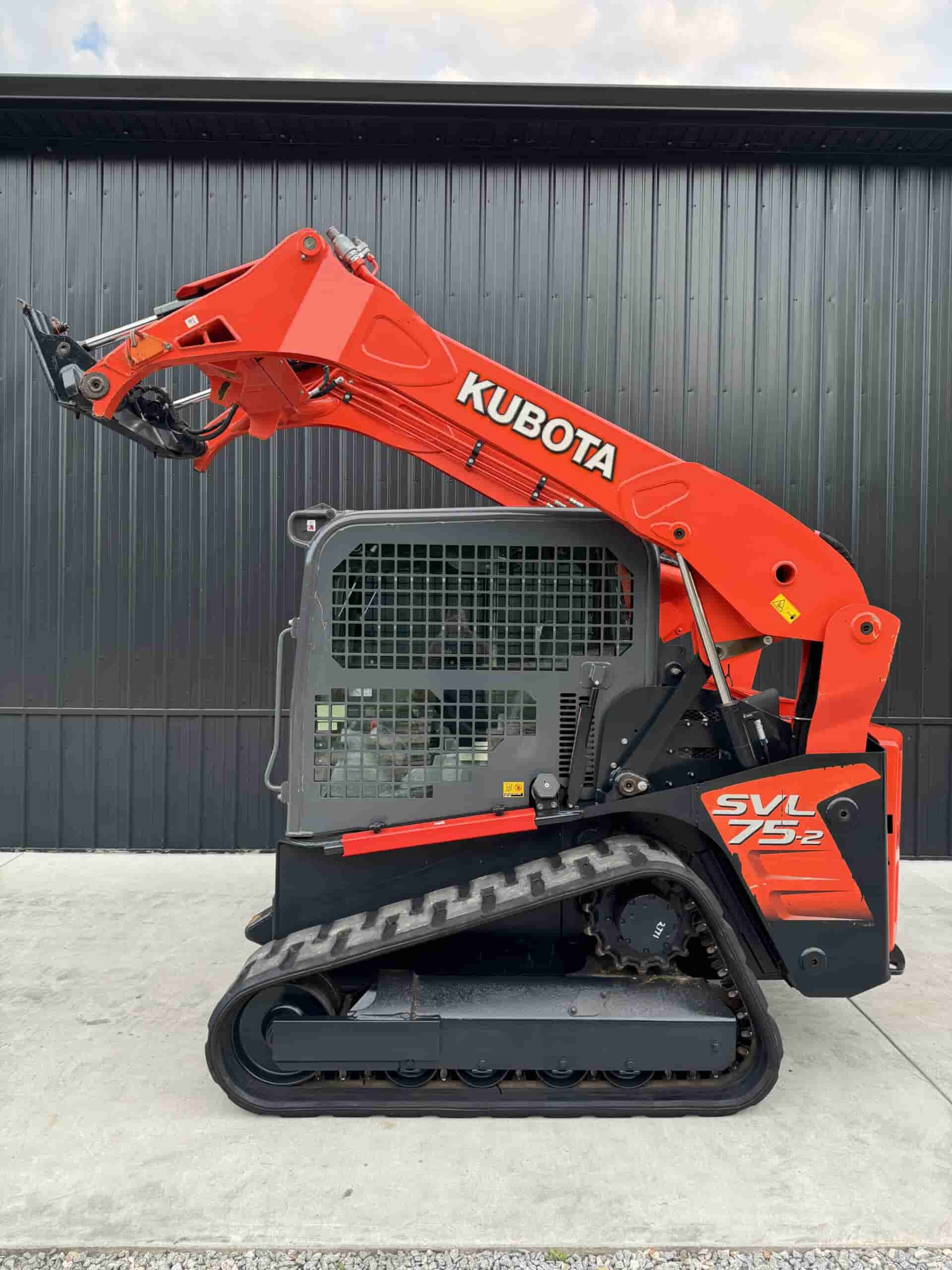 2017 KUBOTA SVL75-2
